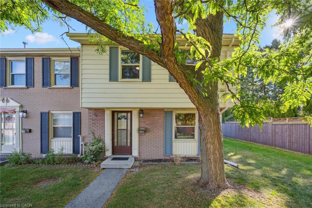 56 Montcalm Drive Unit K, Kitchener, ON N2B 2R1