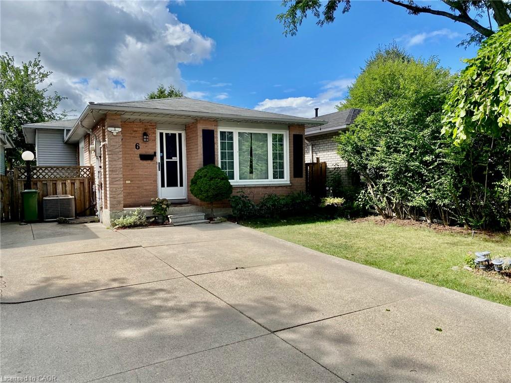 6 Adler Ave, Hamilton, ON L8W 3C3