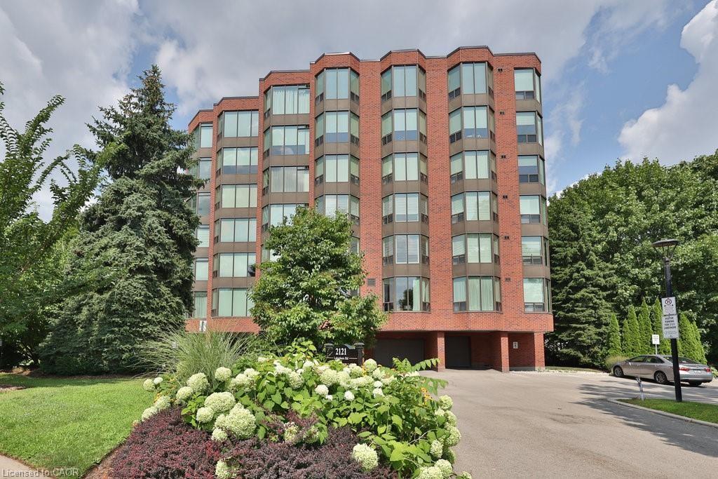 2121 Lakeshore Road Unit 502, Burlington, ON L7R 1C9