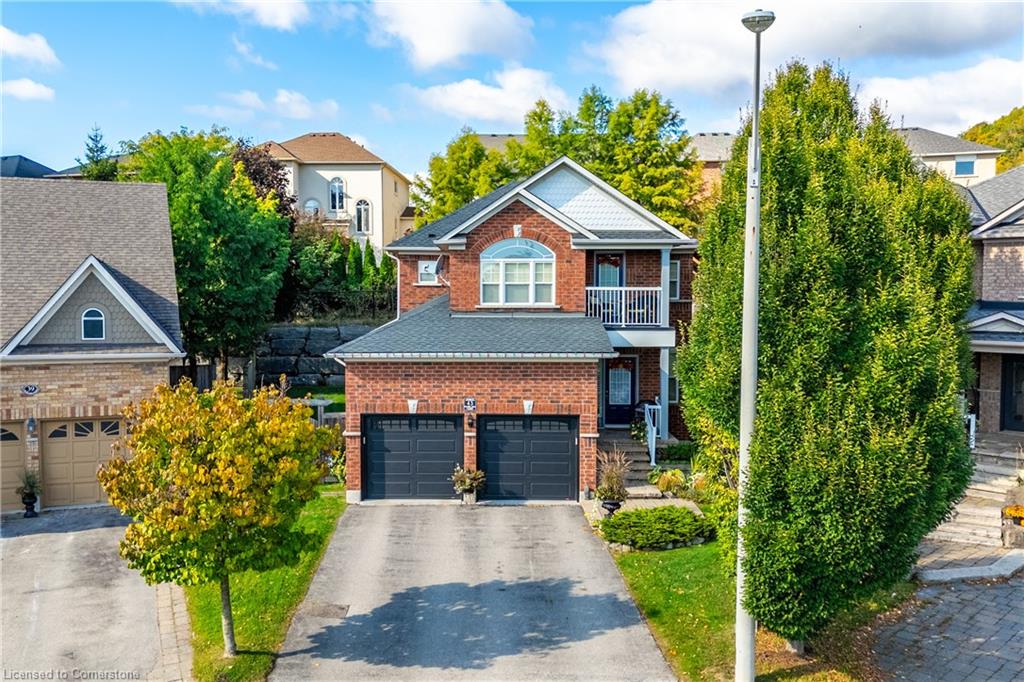 43 Woodlawn Ct, Dundas, ON L9H 7S2