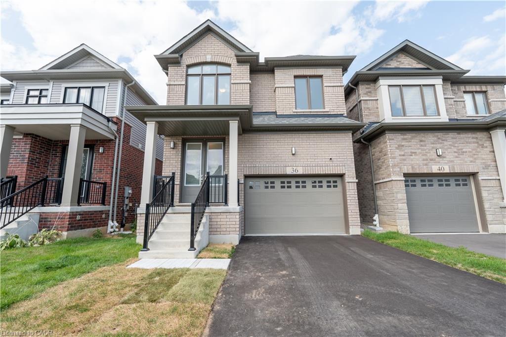 36 Blackburn St, Cambridge, ON N1S 0E1