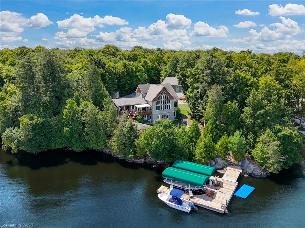 36 Manitouwabing Estates Rd, McKellar, ON P2A 0B5