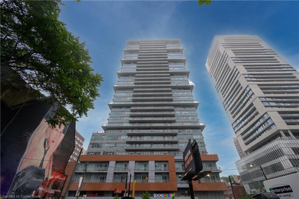 365 Church Street Unit 808, Toronto, ON M5B 1H6