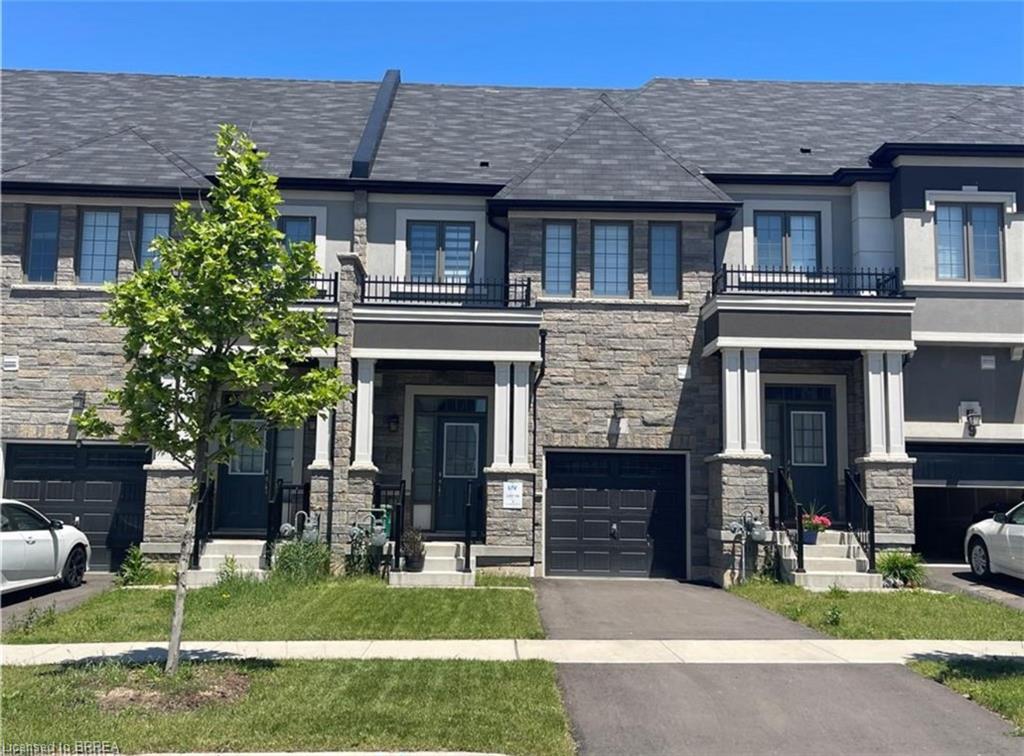 7 Bilanski Farm Rd, Brantford, ON N3S 0J8