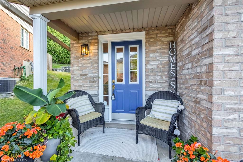 7 Southside Place Unit 5, Hamilton, ON L9C 7W6