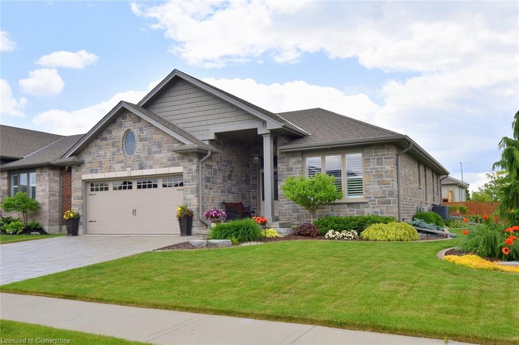 37 Patten Dr, Brant, ON N0E 1N0