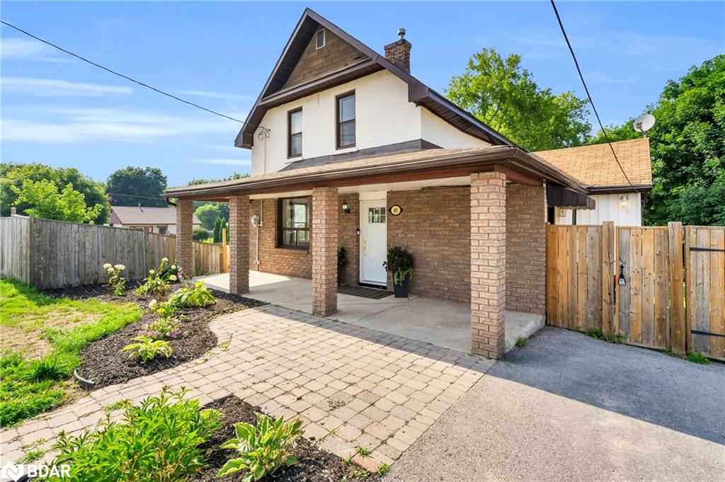 145 Margaret St, Essa, ON L0M 1B0