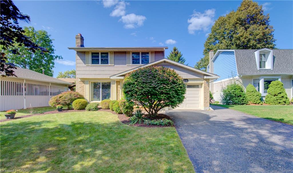 26 Lewis St, Kitchener, ON N2A 4L6