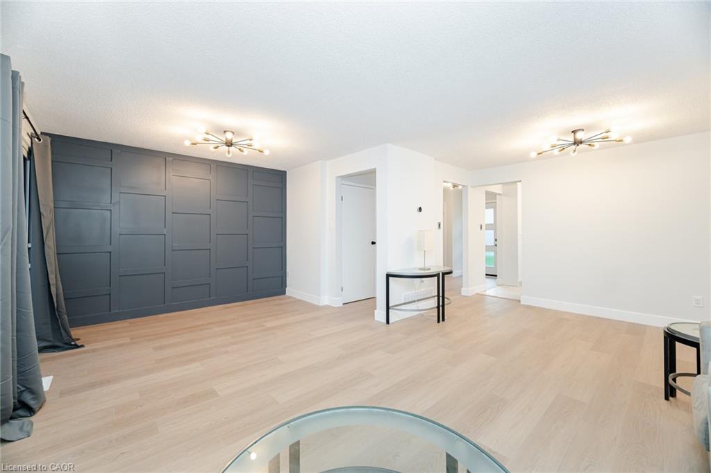 1055 Shawnmarr Road Unit 85, Mississauga, ON L5H 3V2