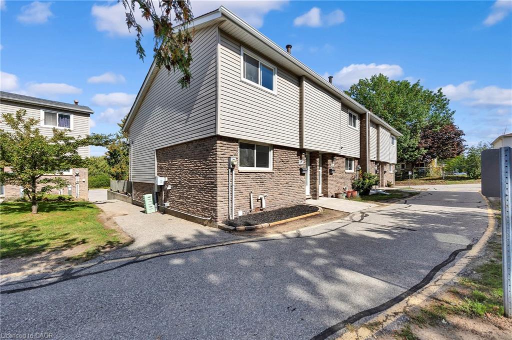 314 Bluevale Street N Unit A, Waterloo, ON N2J 4G3