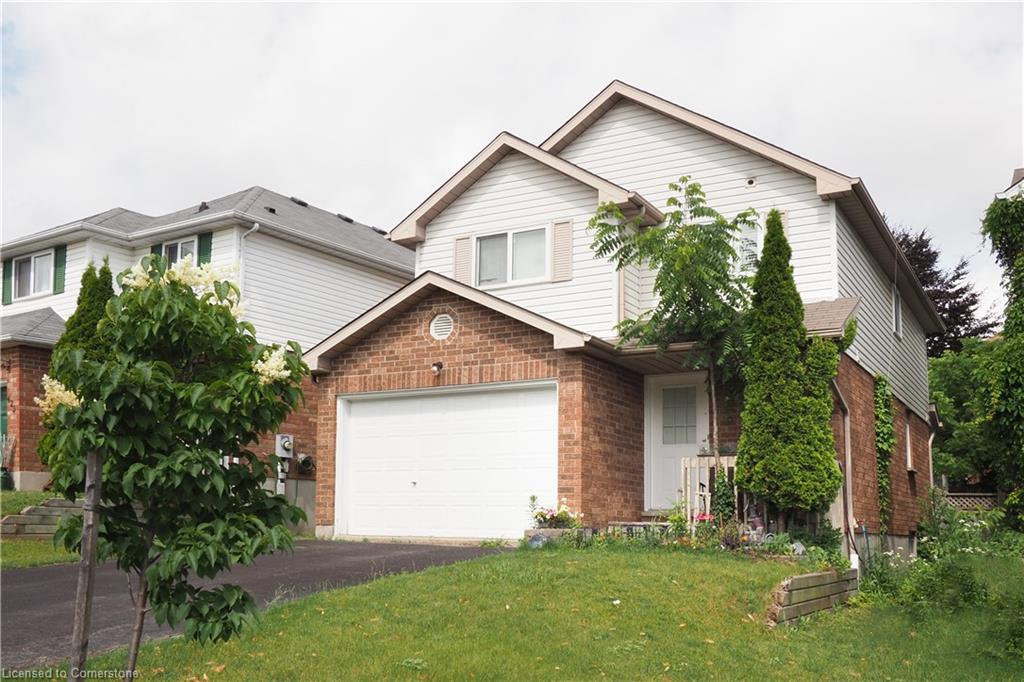 429 Exmoor St, Waterloo, ON N2K 3X5