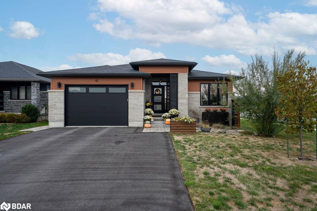 42 Lehtinen Cres, Belleville, ON K8P 0H4