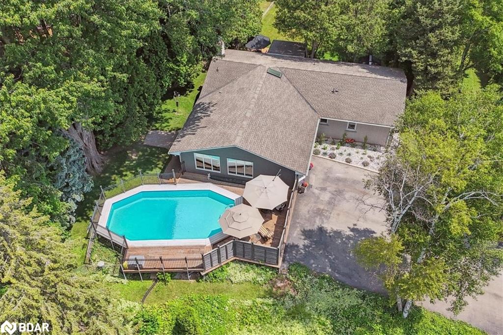 15 Ireson Rd, Burlington, ON L7R 3X5
