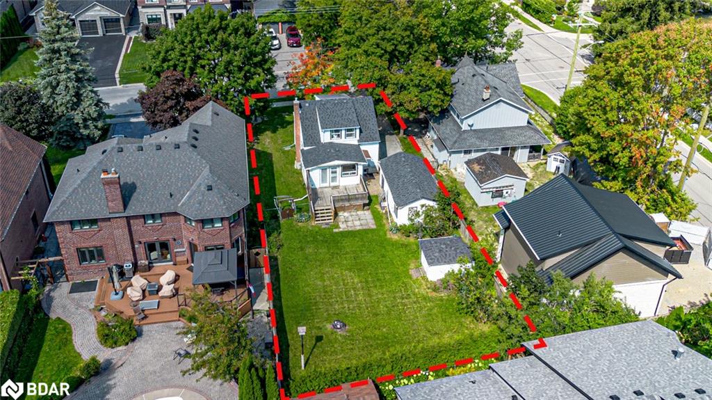 85 Tyler St, Aurora, ON L4G 2N4