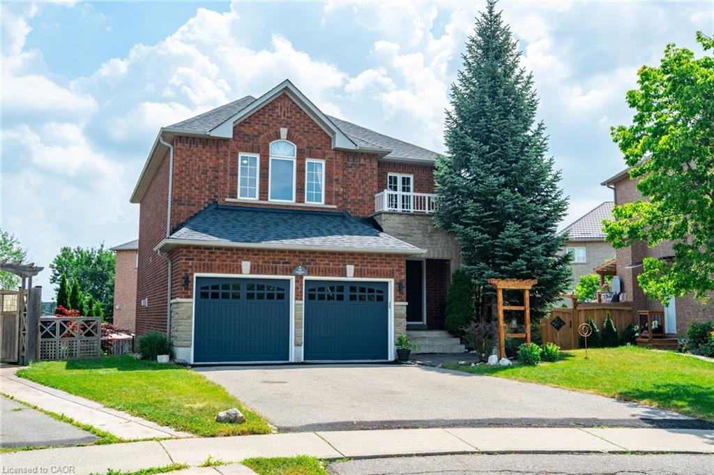 16 Sandyside Cres, Brampton, ON L7A 3P8