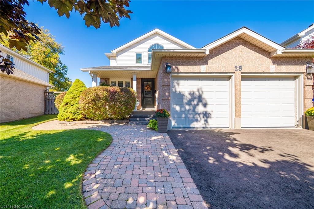28 Endeavour Dr, Cambridge, ON N3C 4C4
