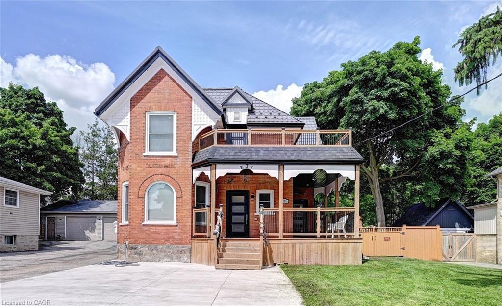 831 Hamilton St, Cambridge, ON N3H 3E7