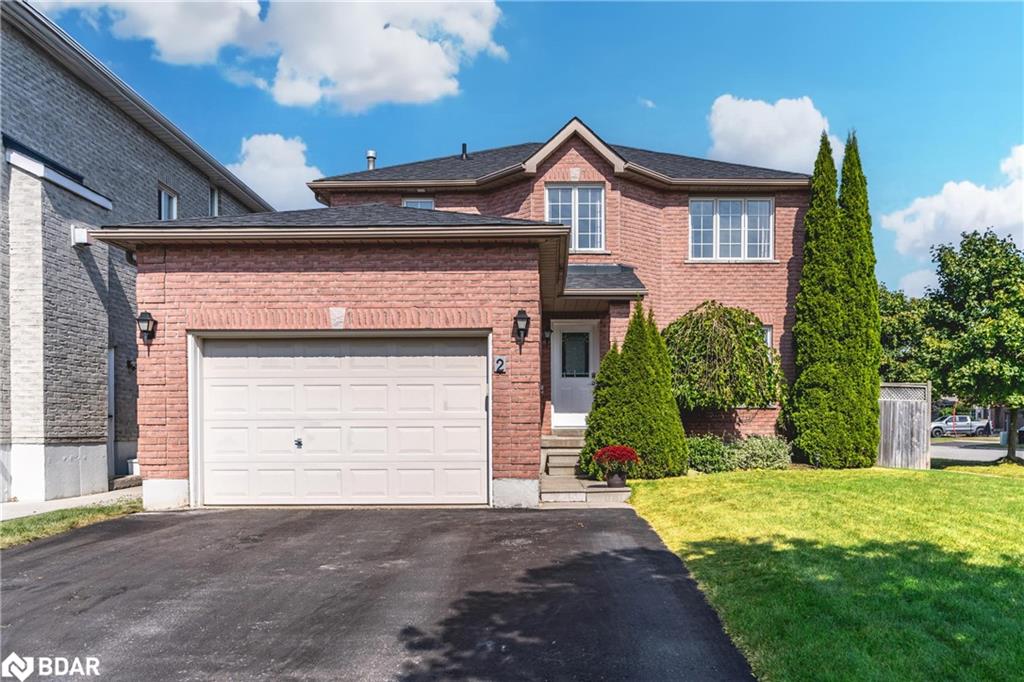 2 Northview Cres, Barrie, ON L4N 9T3