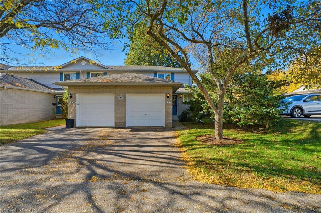 445 Kingscourt Drive Unit 6, Waterloo, ON N2K 3R4