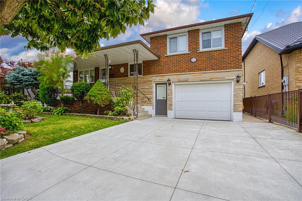 633 Rosseau Rd, Hamilton, ON L8K 4T9