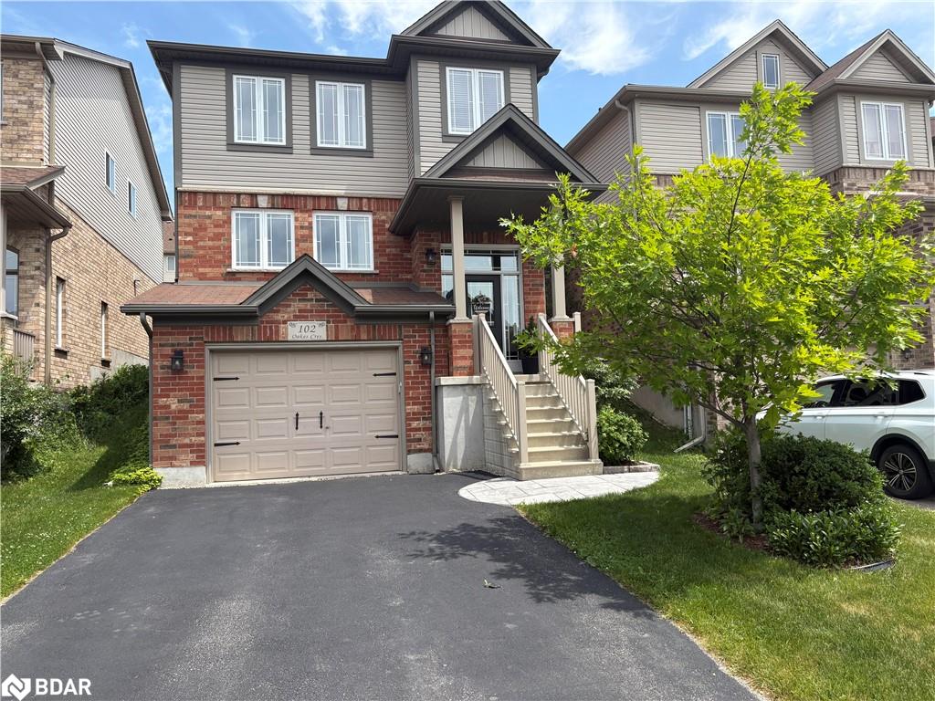 102 Oakes Cres, Guelph, ON N1E 0J5