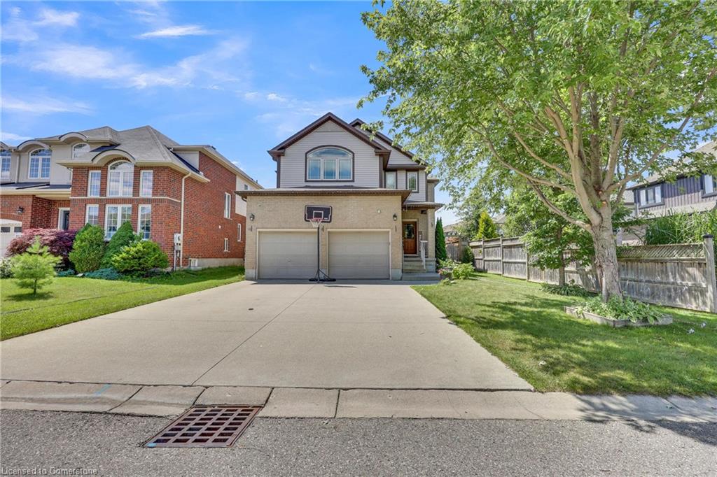 803 Spitfire St, Woodstock, ON N4R 0A9