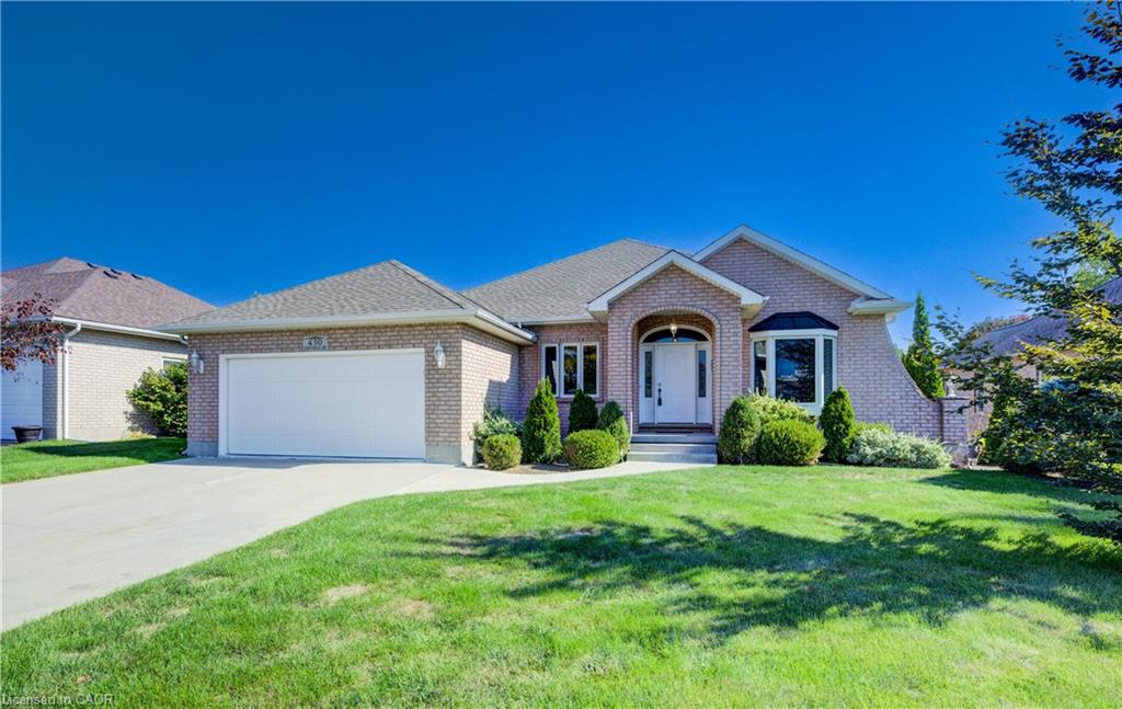 430 Caryndale Dr, Kitchener, ON N2R 1M8