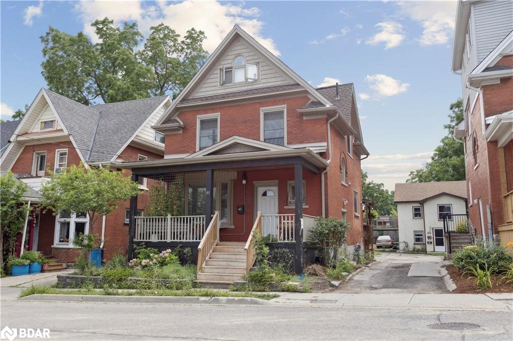 43 Eby St S, Kitchener, ON N2G 3K9