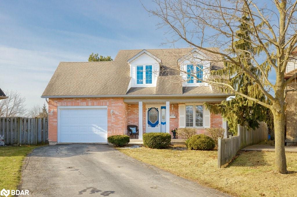 43 Silvercrest Ct, Thorold, ON L2V 5B4