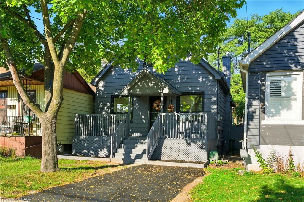 9 Alice St, Hamilton, ON L8H 4R5