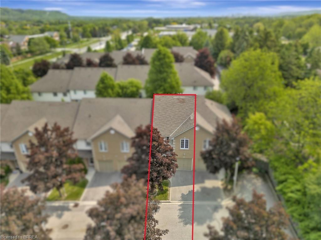 31 Moss Boulevard Unit 26, Hamilton, ON L9H 7A6