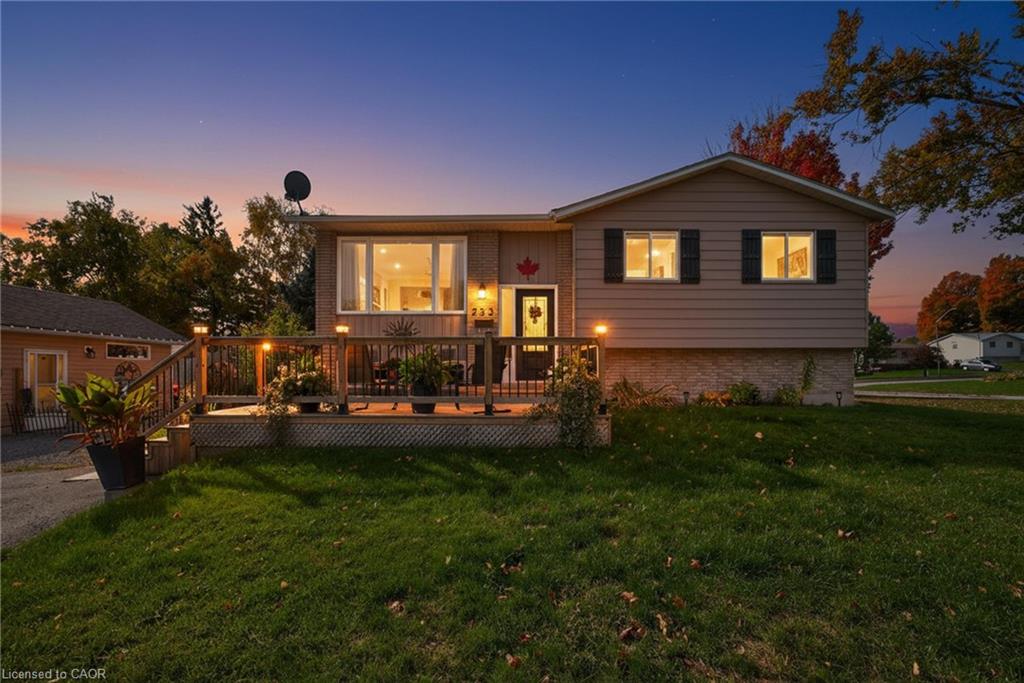 253 Lescaut Rd, Midland, ON L4R 4S3