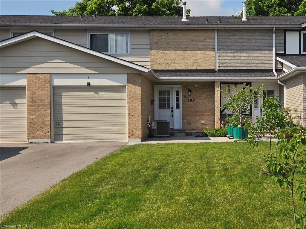 100 St Andrews Court Unit 5, Hamilton, ON L8K 6H2