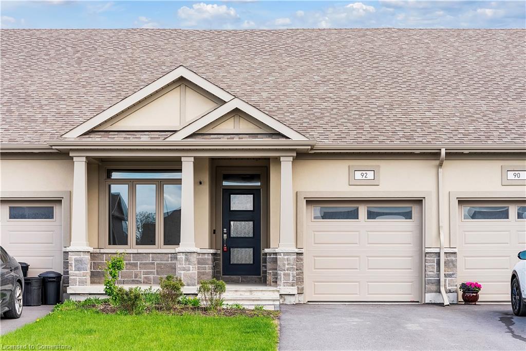 92 Athabaska Dr, Belleville, ON K8N 0T2