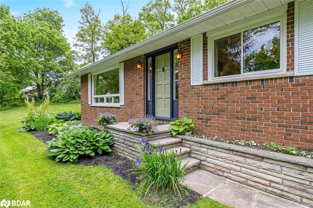 25 Caroline St, Halton Hills, ON L7G 3P3