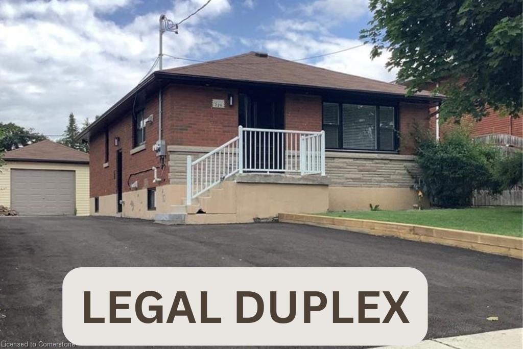 229 W 18th St, Hamilton, ON L9C 4H1