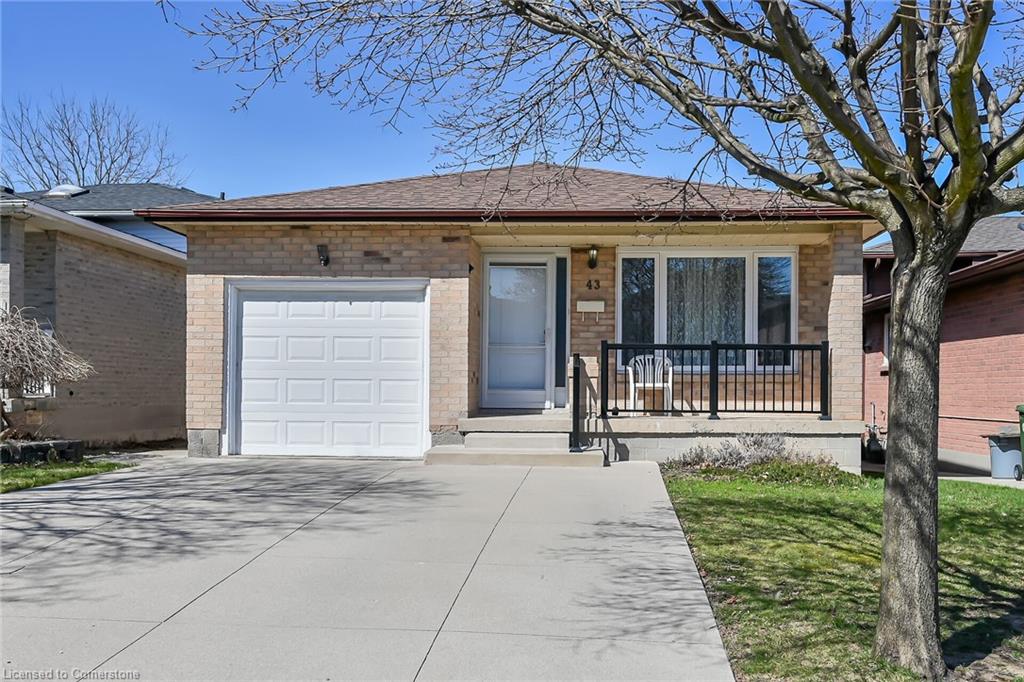 43 Everest St, Hamilton, ON L8W 2J5