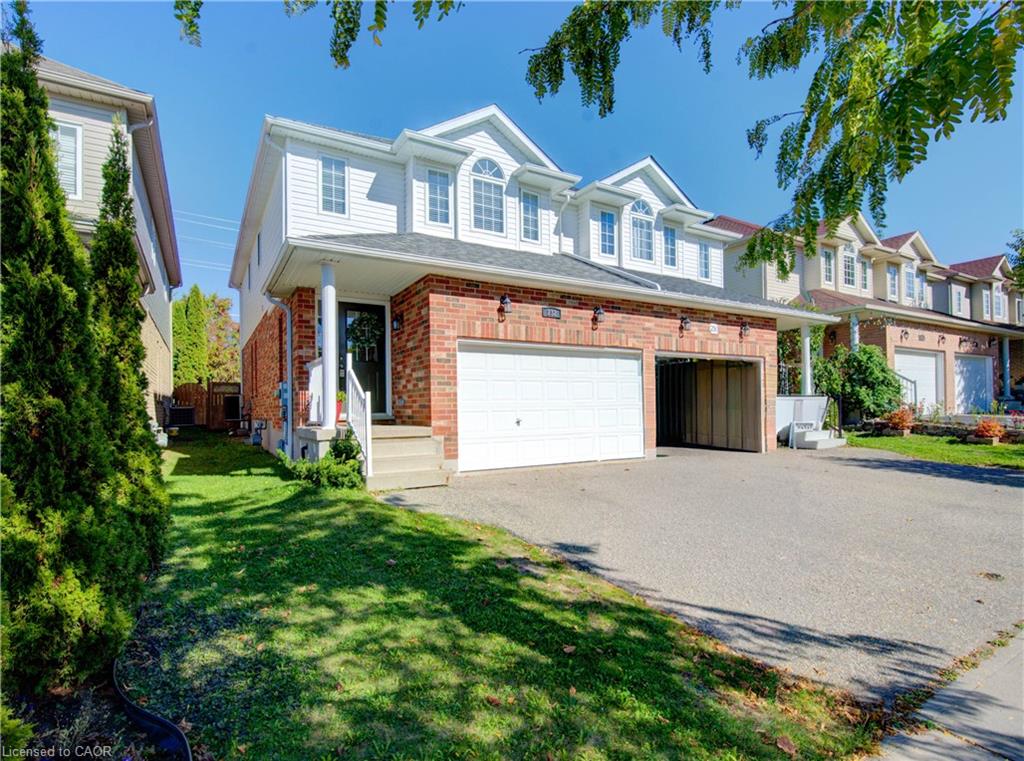 232 Buttercup Ct, Waterloo, ON N2V 2W8