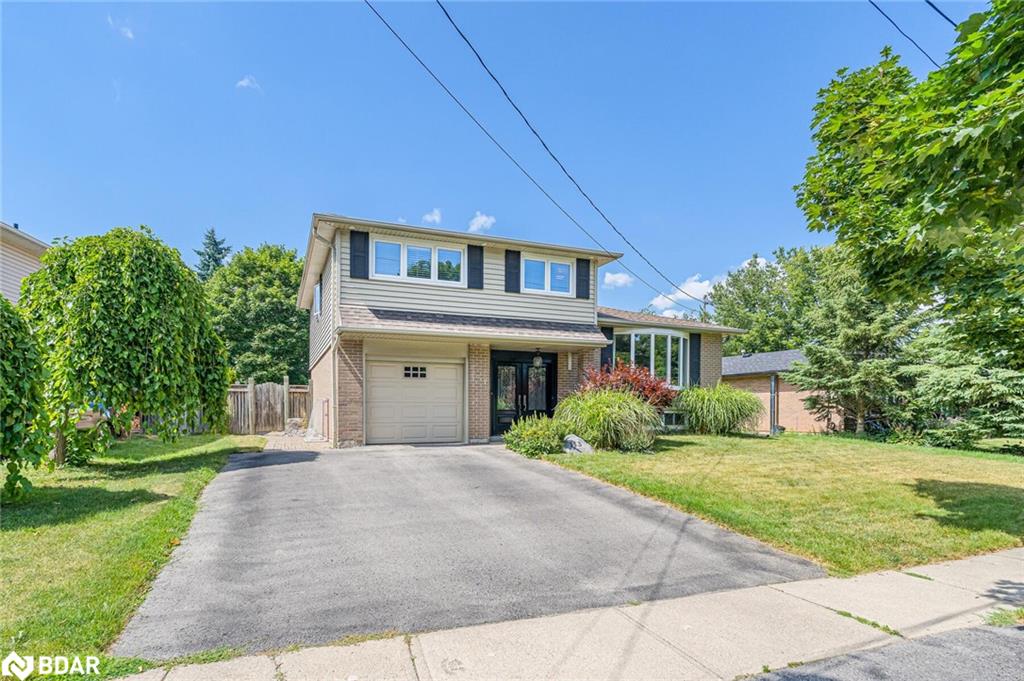 113 Irwin Cres, Halton Hills, ON L7G 1E7