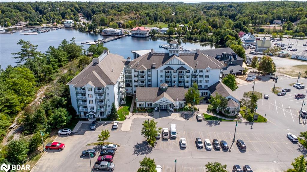 285 Steamship Bay Road Unit 410, Gravenhurst, ON P1P 1Z9