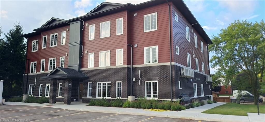 33 Murray Court Unit 8, Perth East, ON N0K 1M0