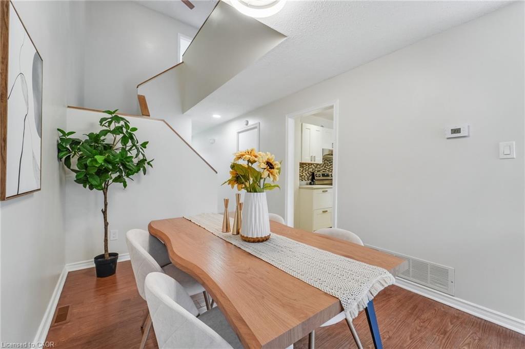 495 Sidney Dr, Orleans, ON K4A 2W6