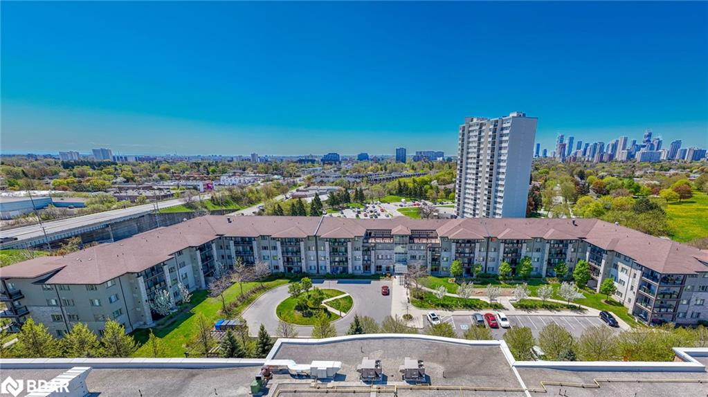 570 Lolita Gardens Unit 125, Mississauga, ON L5A 0A1