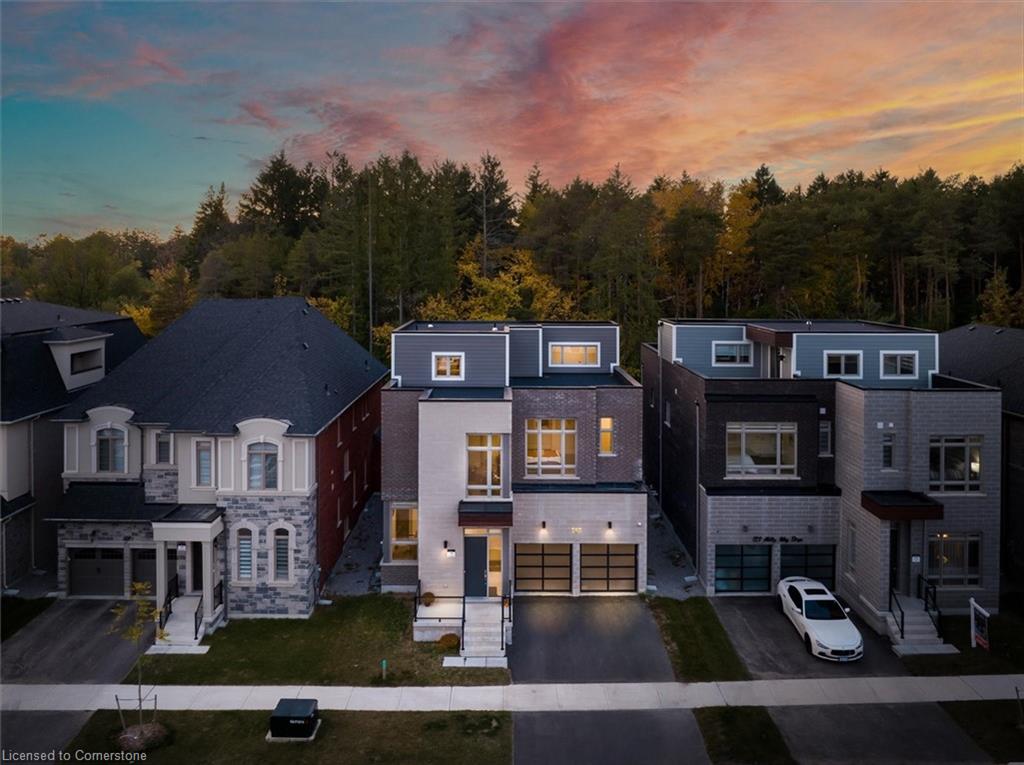 121 Milky Way Dr, Richmond Hill, ON L4C 4L9