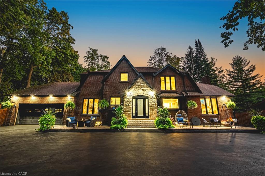 45 Golf Club Rd E, Hamilton, ON L0R 1P0