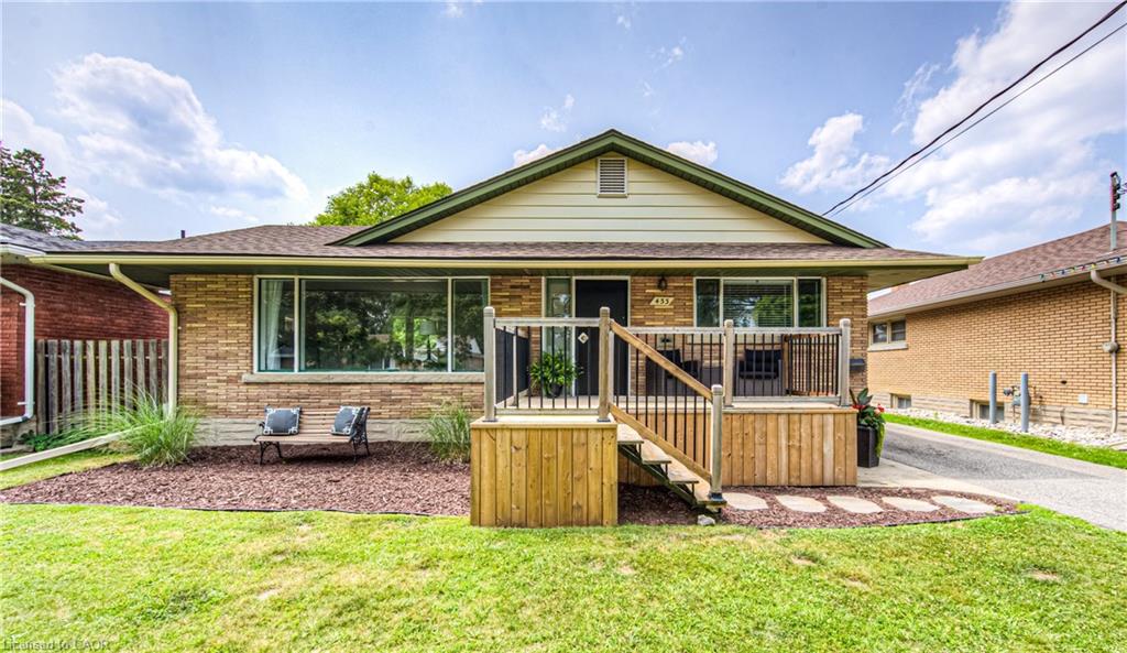 433 Dumfries Ave, Kitchener, ON N2H 2E9