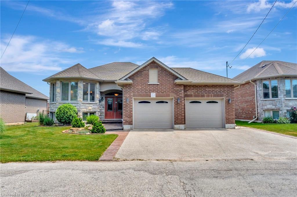 14 Robinson Rd, Waterford, ON N0E 1Y0