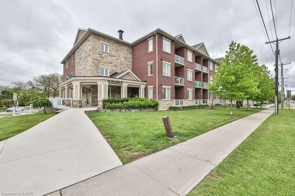 95 Wilson Street W Unit 310, Hamilton, ON L9G 1N1