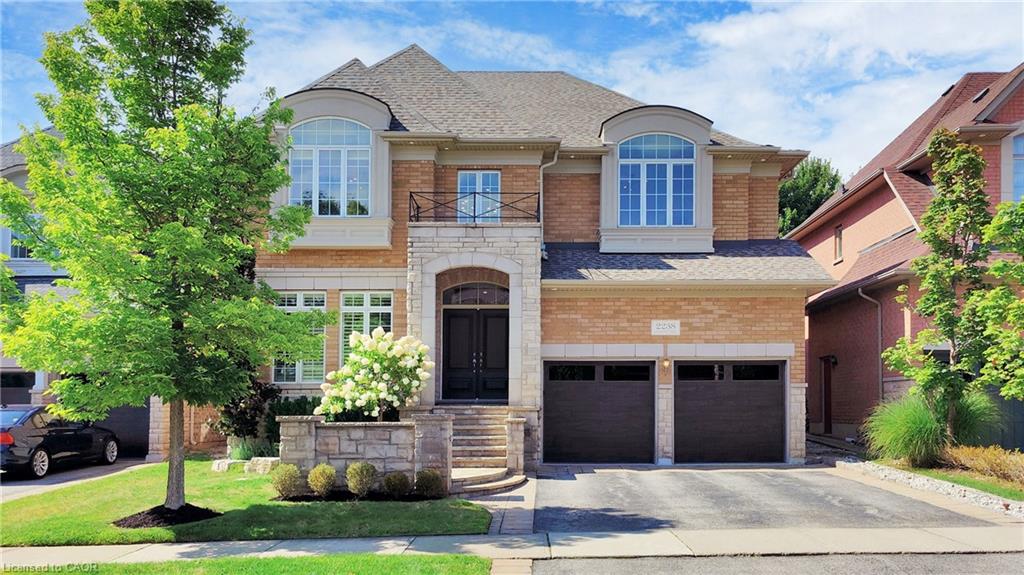 2238 Lyndhurst Dr, Oakville, ON L6H 7V4
