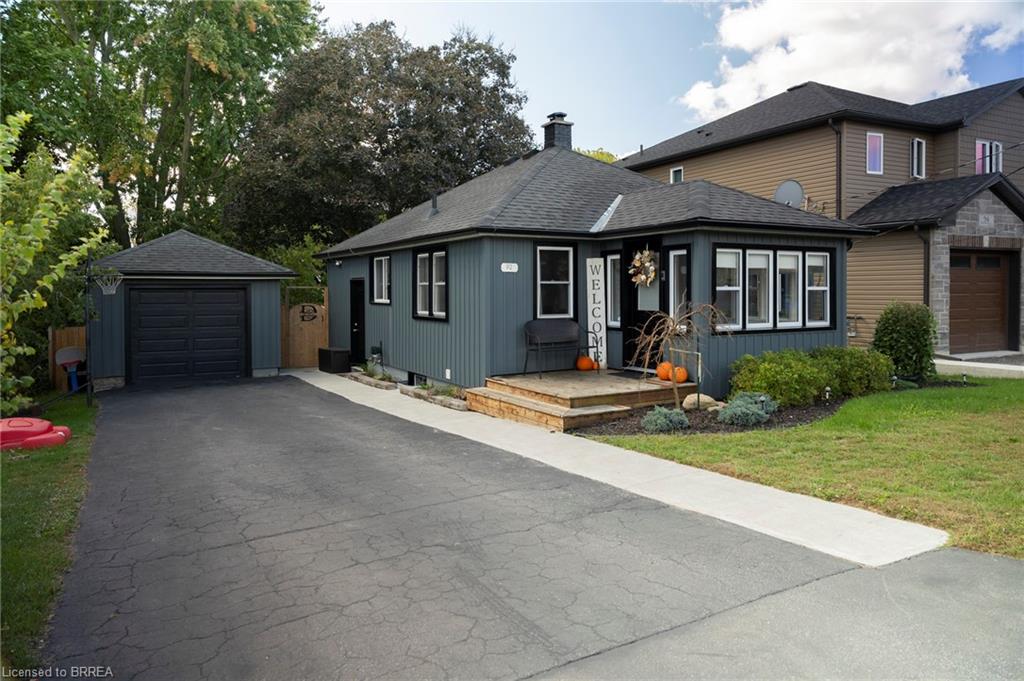92 Sovereign St W, Waterford, ON N0E 1Y0